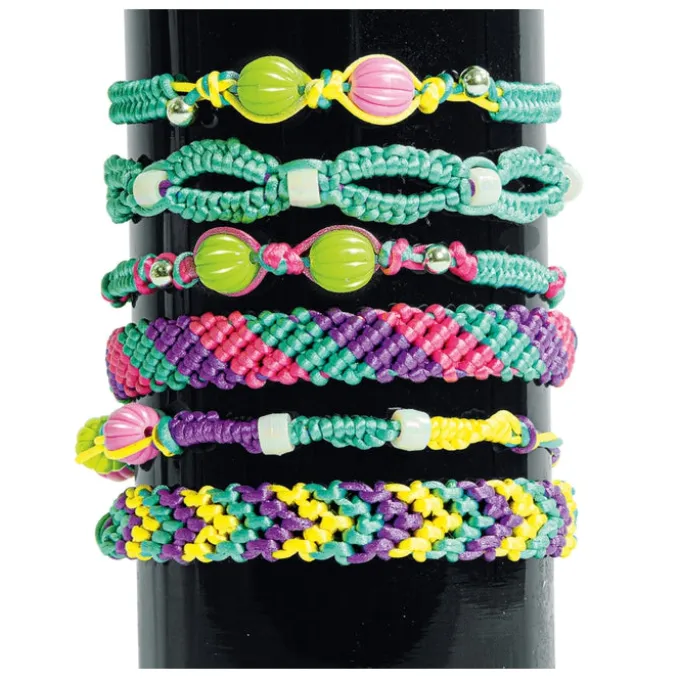 Friendship Bracelets Mania